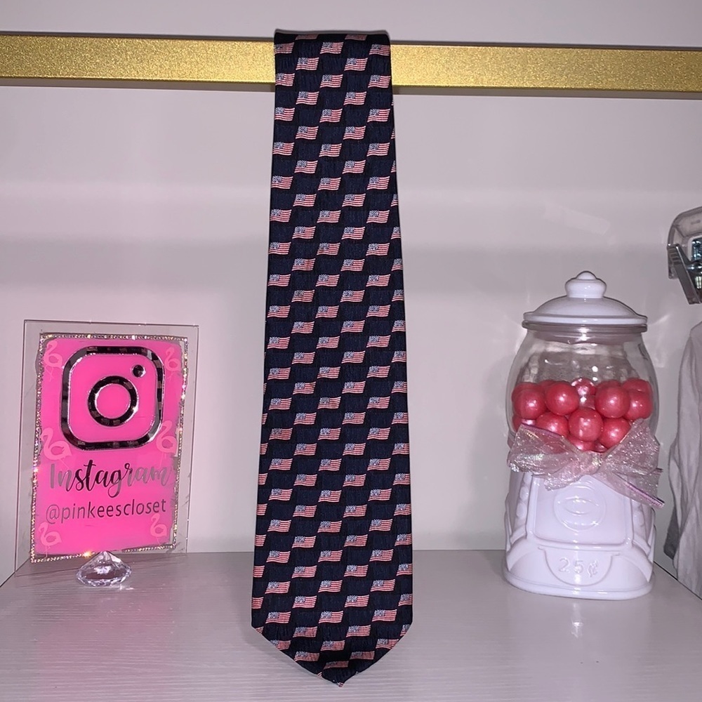 STONEHENGE MENS AMERICAN FLAG TIE